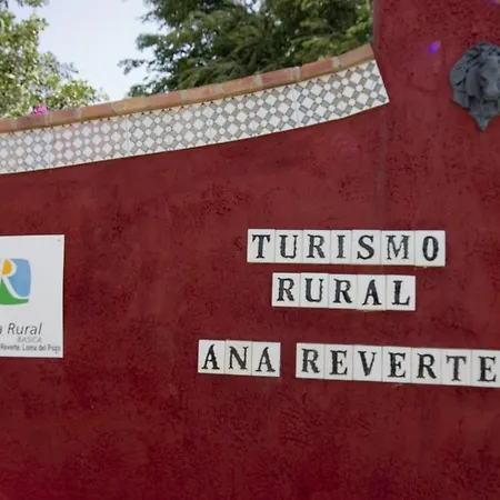 Casa Rural Ana Reverte * Los Corrales (Seville)